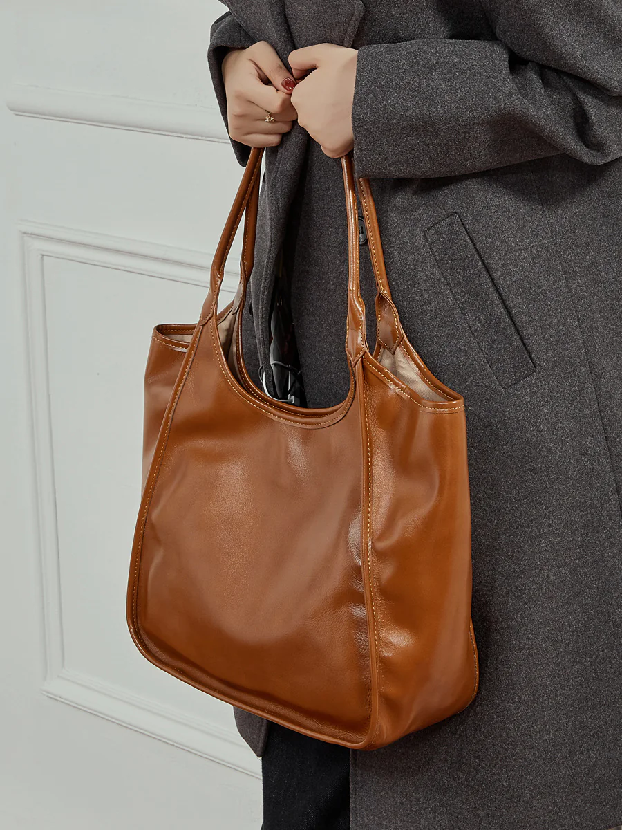 Soft Leather Carryall Tote — BODA leather handbag manufacturing