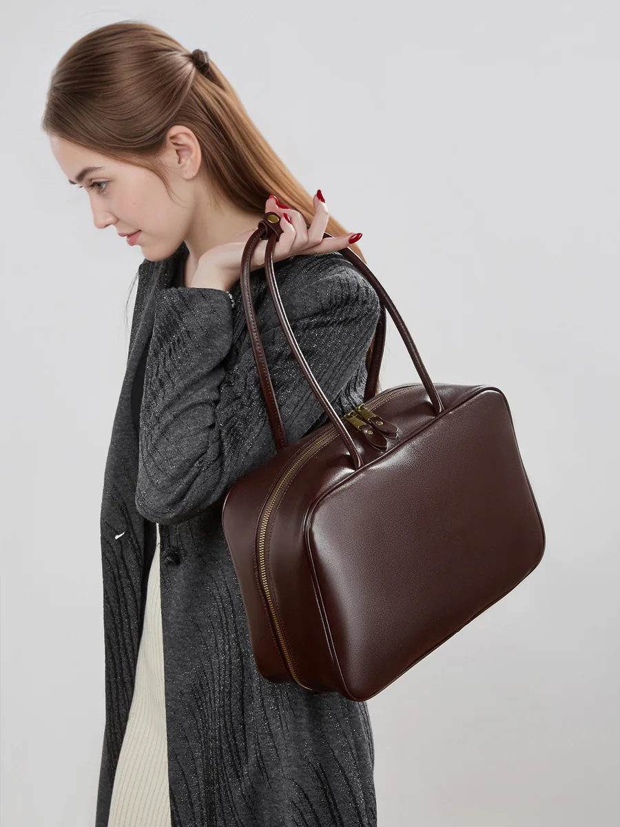 Structured Business Tote — BODA leather handbag manufacturing