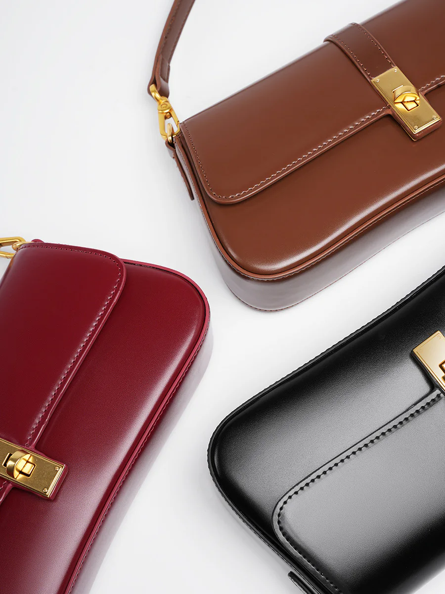 Classic Leather Baguette — BODA leather handbag manufacturing