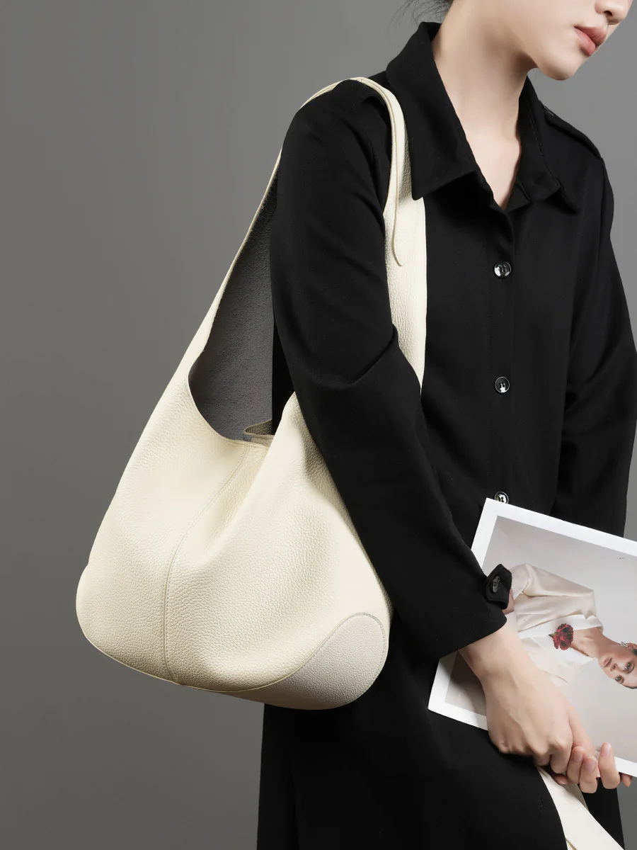 Grained Leather Hobo — BODA leather handbag manufacturing