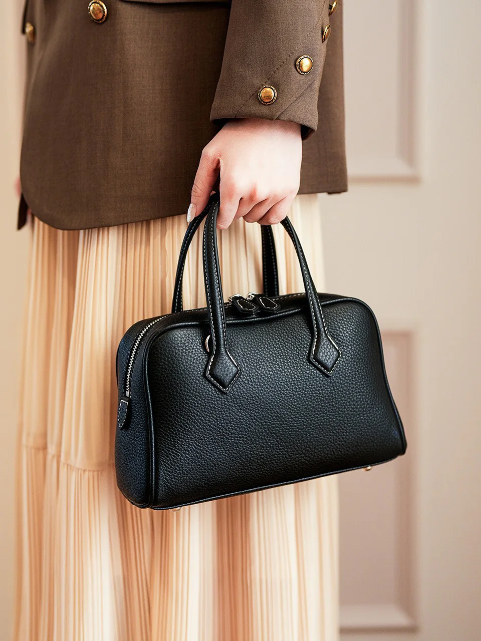 Double-Zip Boston Bag — BODA leather handbag manufacturing